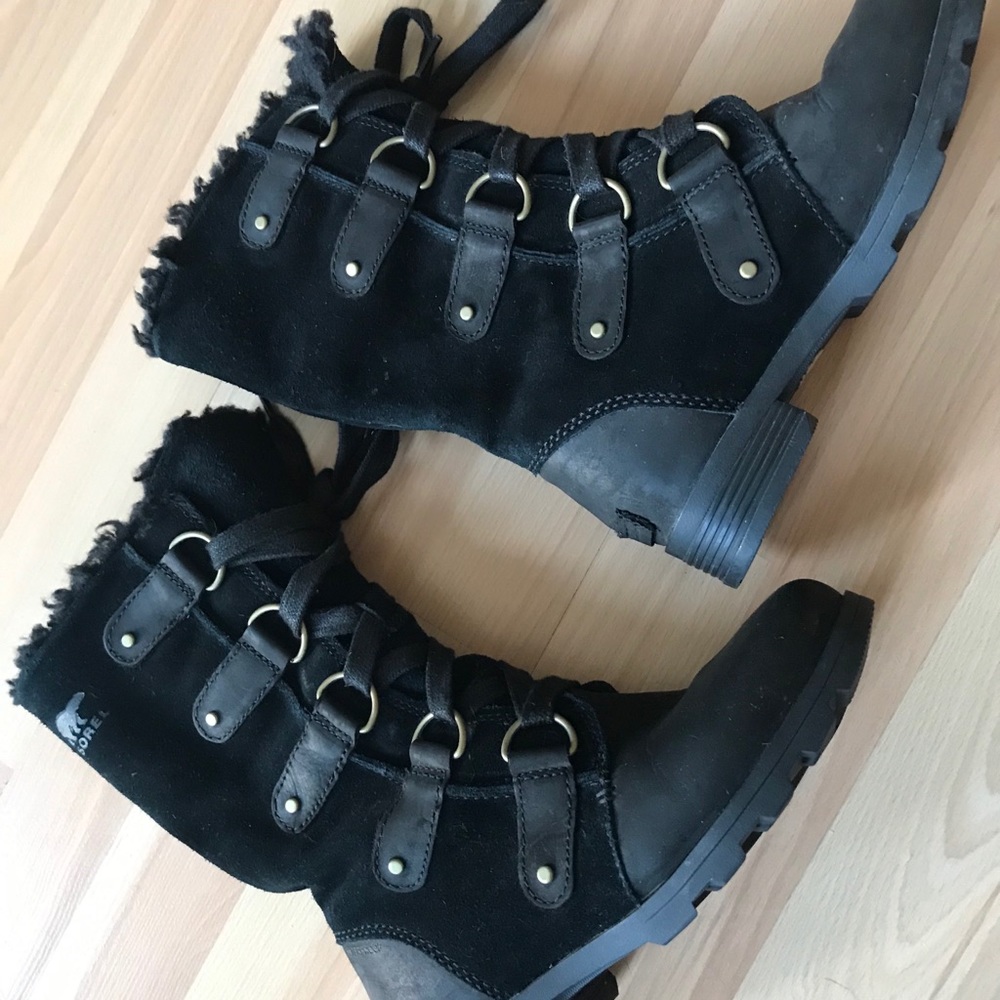 Sorel woman’s winter boots size 5us